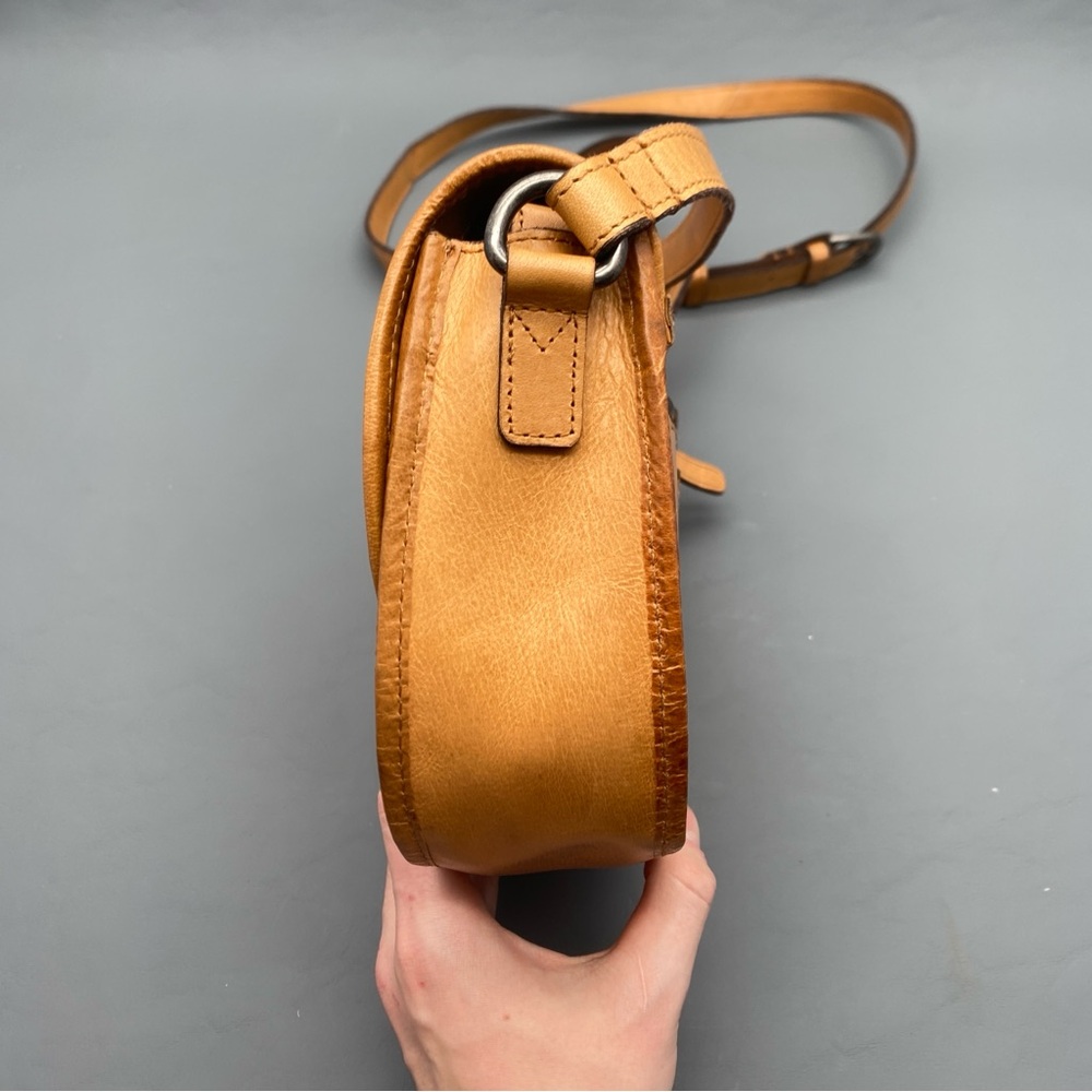 WildWest Los Angeles Embossed Leather Crossbody Bag Floral Gate Opened - Picture 7 of 12
